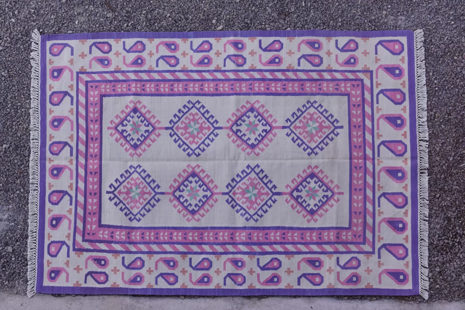 pink area rugs off-white Rugmoda