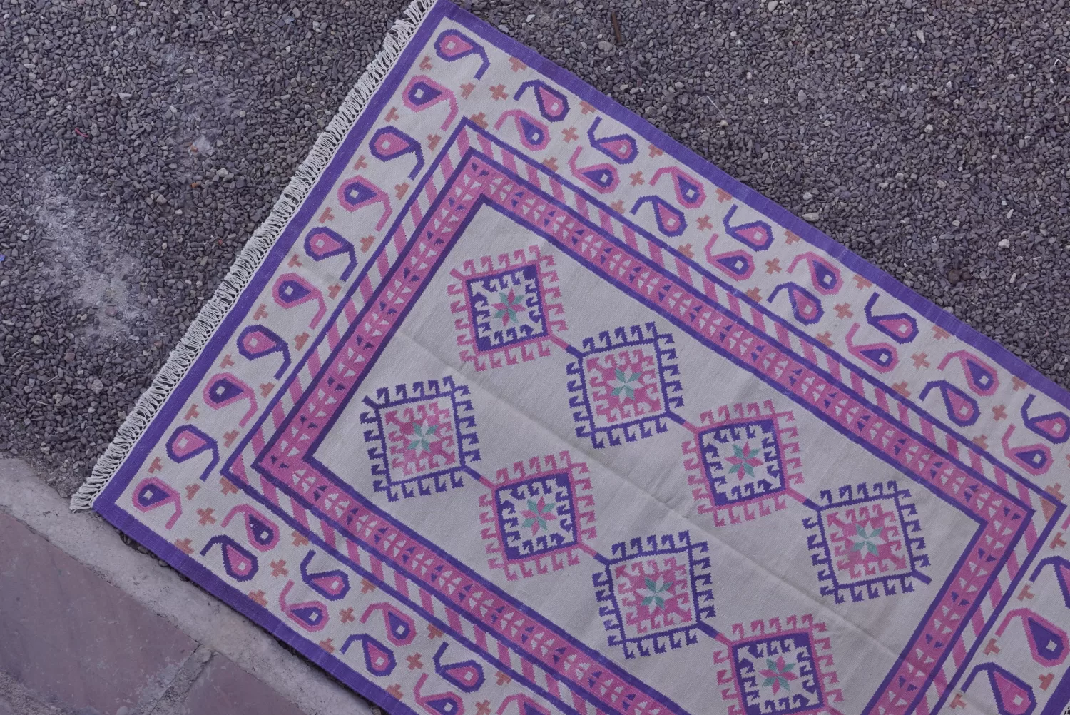 reversible off-white cotton rug handmade Jodhpur