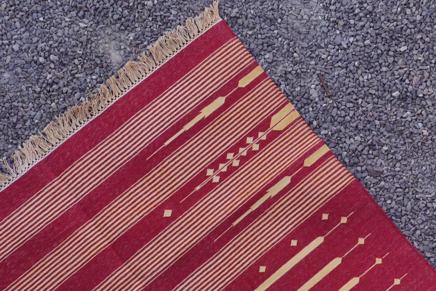 Deep Red & Beige Striped Dhurrie Area Rug, 4x6 ft | Rugmoda - Reverse Side reversible deep red cotton rug handmade Jodhpur