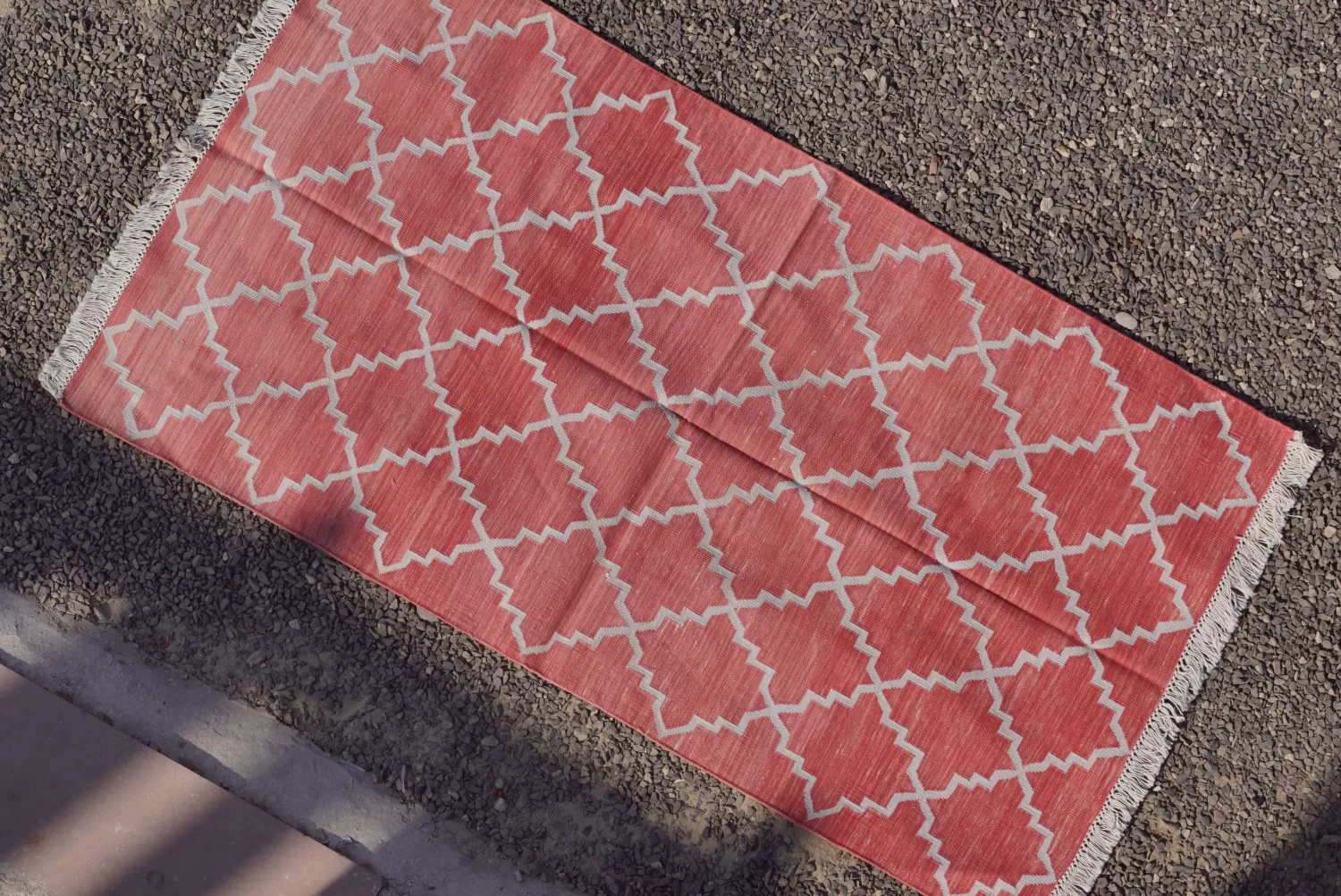 terracotta red cotton dhurrie rug flatweave texture