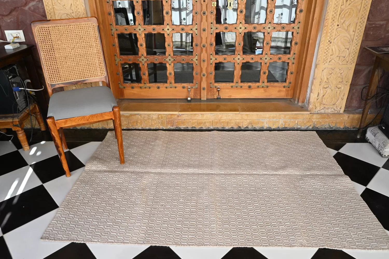 wool area rugs beige Rugmoda