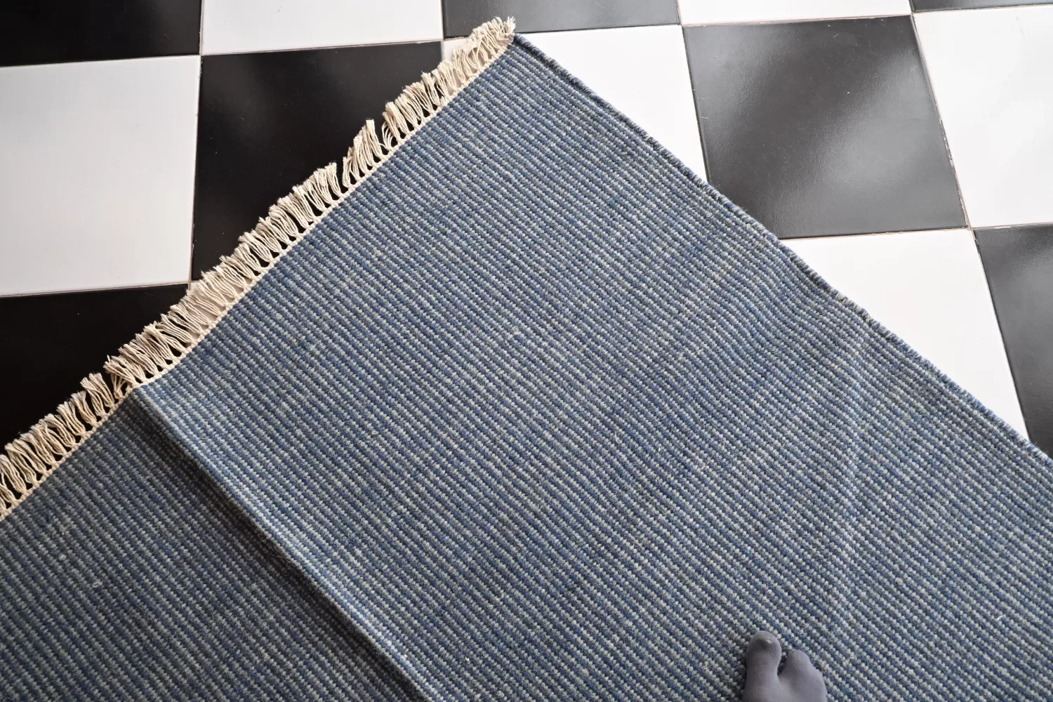 wool area rugs blue-grey boho living room decor