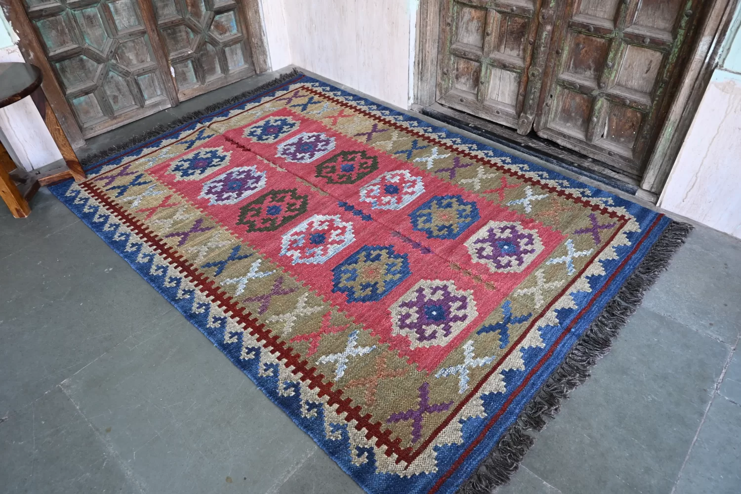 reversible dusty rose wool rug handmade Jodhpur