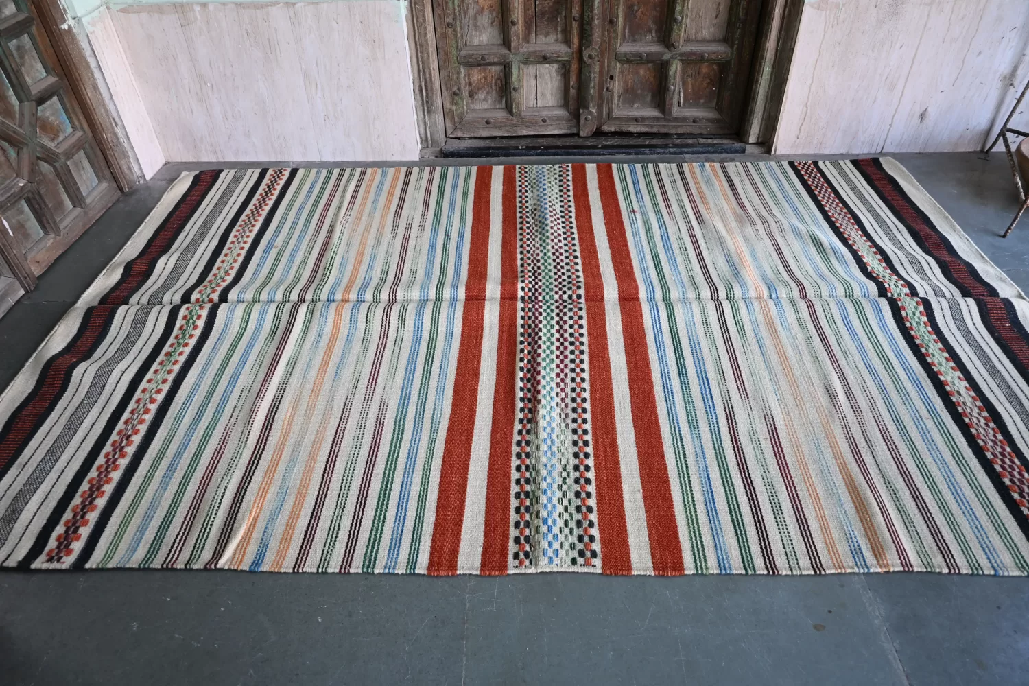 reversible ivory wool rug handmade Jodhpur