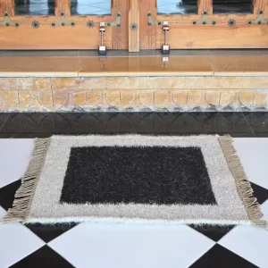 small rugs black Rugmoda