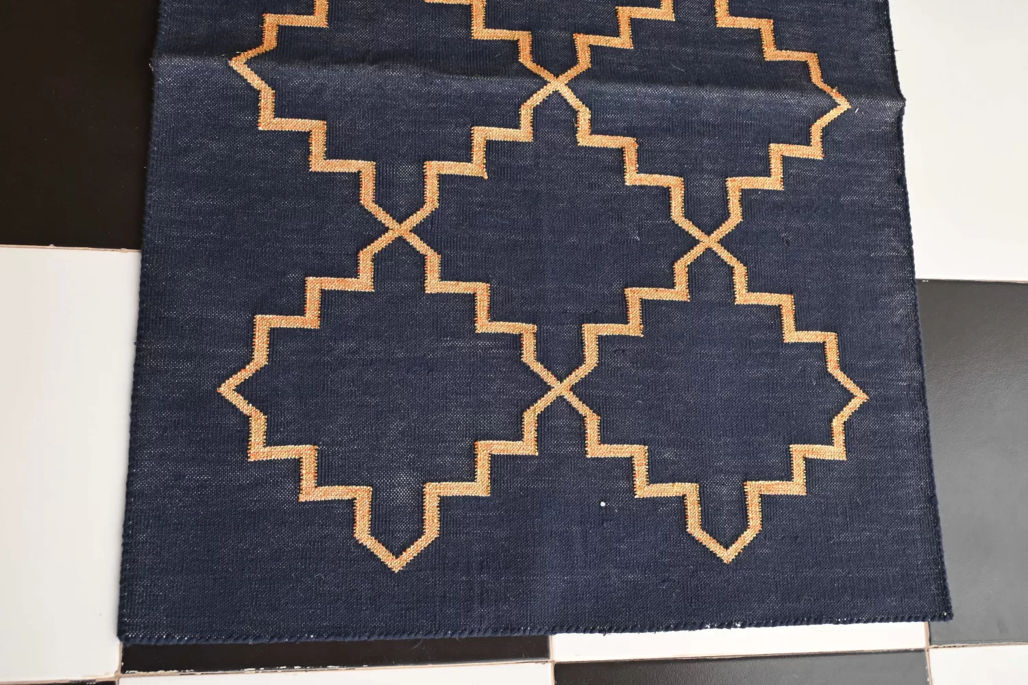 Washable Area Rugs Navy Blue Geometric Stepped Star Lattice 2.5x5 ft | Rugmoda - Reverse Side reversible navy blue cotton rug handmade Jodhpur
