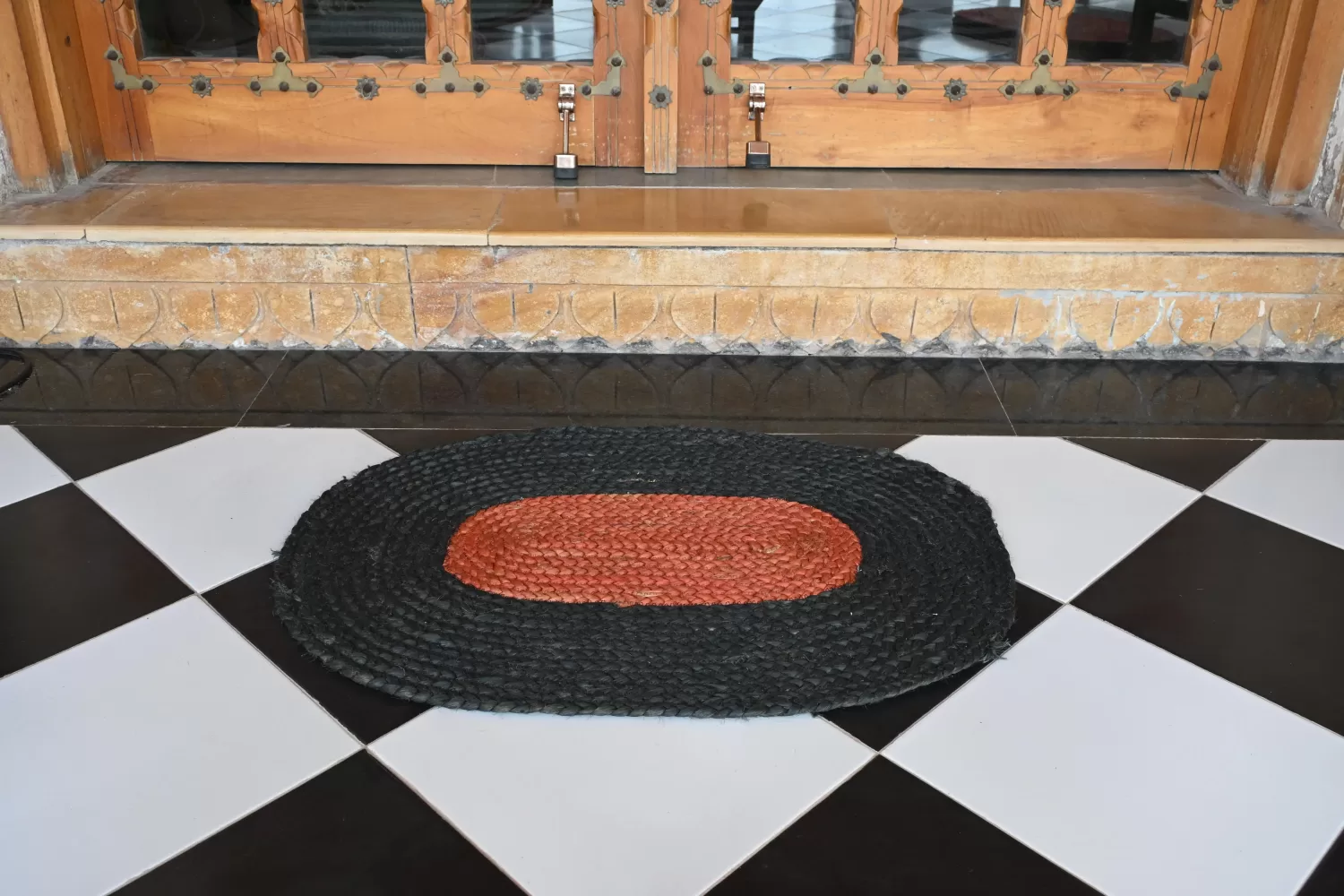 area rug black Rugmoda
