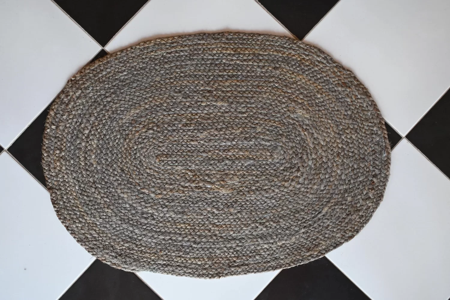 Washable Area Rugs Natural Braided Oval 1.5x2 ft | Rugmoda - Texture Detail natural jute jute dhurrie rug flatweave texture