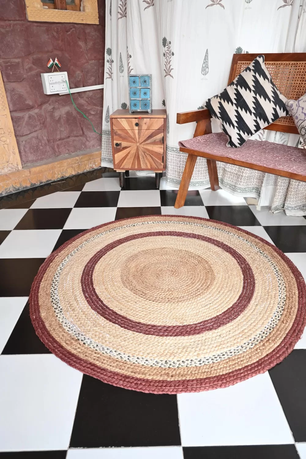Natural Jute & Maroon Braided Round area rug 4x4 ft | Rugmoda - Reverse Side reversible natural jute jute rug handmade Jodhpur