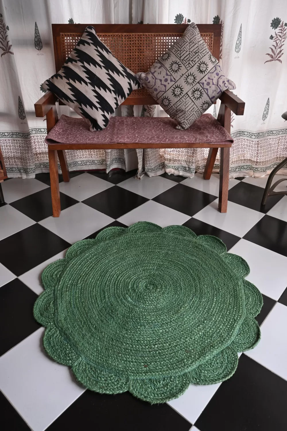 Washable Rugs Green Scalloped Jute 3x3 ft | Rugmoda - Texture Detail green jute dhurrie rug flatweave texture